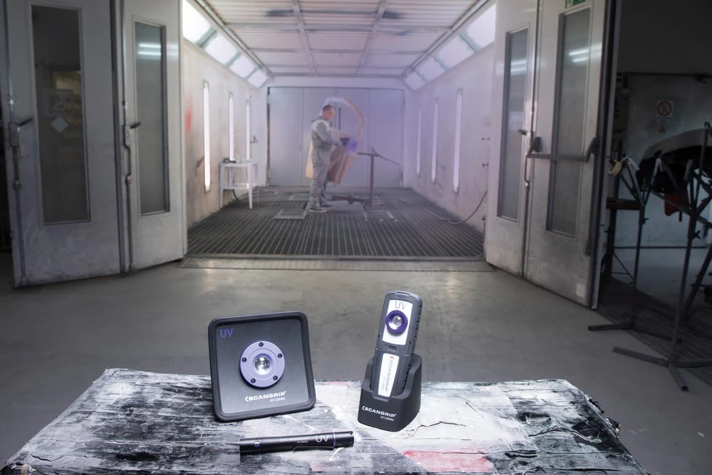 SCANGRIP UV LIGHT 03.5801 Akku LED Hand Arbeitsleuchte Für UV Härtung 13 SCANGRIP UV LIGHT 03.5801 Akku LED Hand Arbeitsleuchte Für UV Härtung – Bild 11