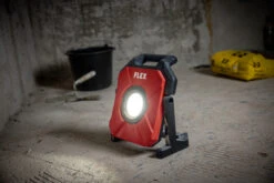 FLEX LED Akku-Baustrahler CL 5000 10.8/18.0 504.602 -Metastool Verkaufe APP PHO DIV anw cl 5000 18 0 01