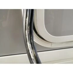 ROTWEISS Gummi-Pflege 150 Ml Tube 7150 Pflege Für Gummi Teile -Metastool Verkaufe GummidichtungWohnmobil vorher 500x500 1