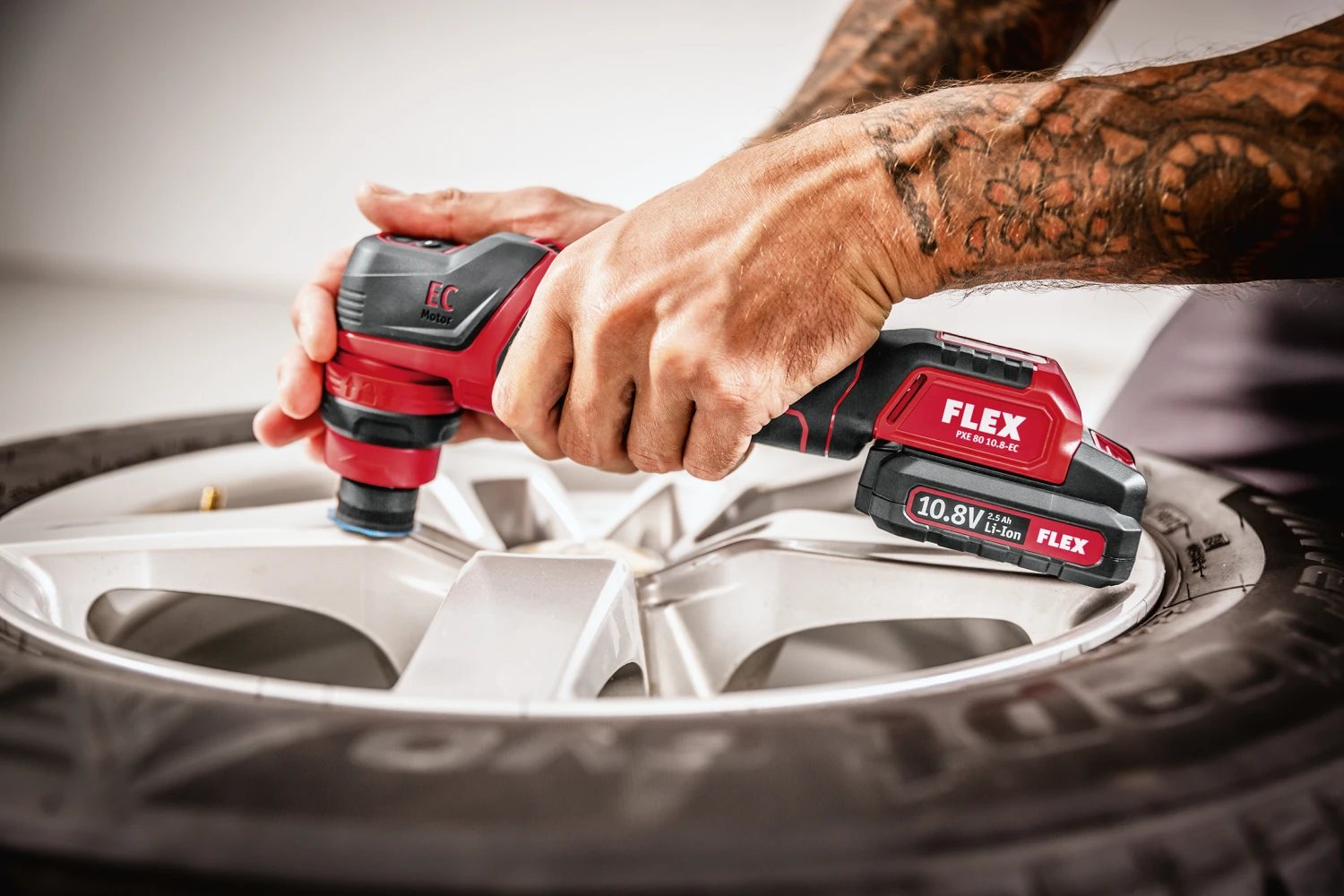 FLEX Akku Polierer Exzenterpolierer PXE 80 10.8 EC Set 418.102 30mm 80mm 22 FLEX Akku Polierer Exzenterpolierer PXE 80 10.8 EC Set 418.102 30mm 80mm – Bild 20